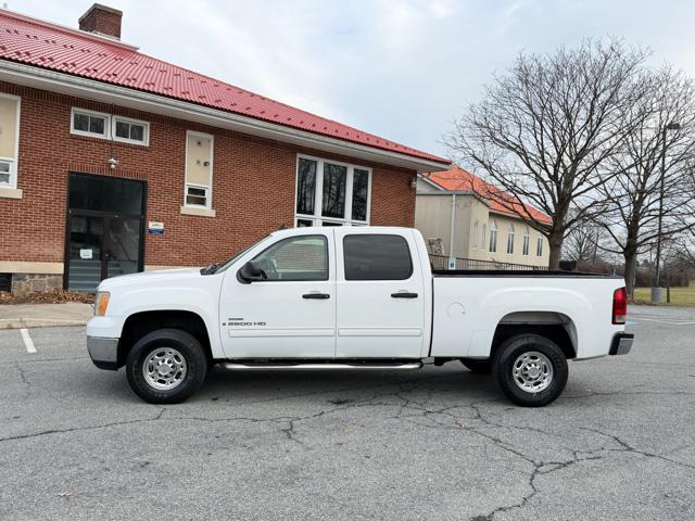 2007 GMC Sierra 2500HD SLE1 Crew Cab 2WD