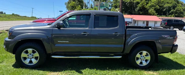2011 Toyota Tacoma Base - Photo 4