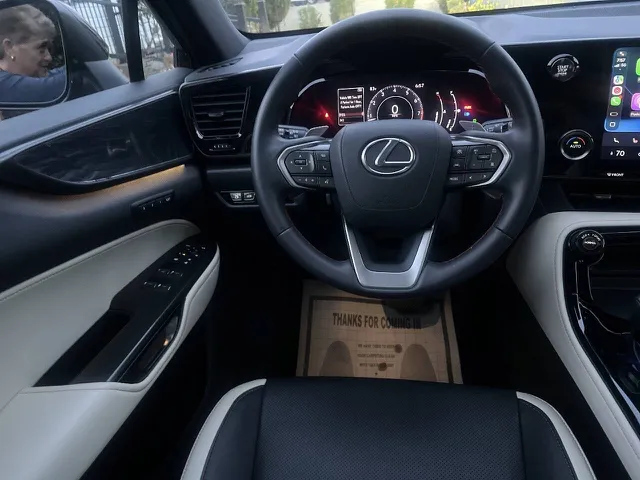 2024 Lexus NX 250 - Photo 22