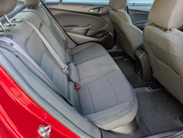 2017 Chevrolet Cruze LT - Photo 20