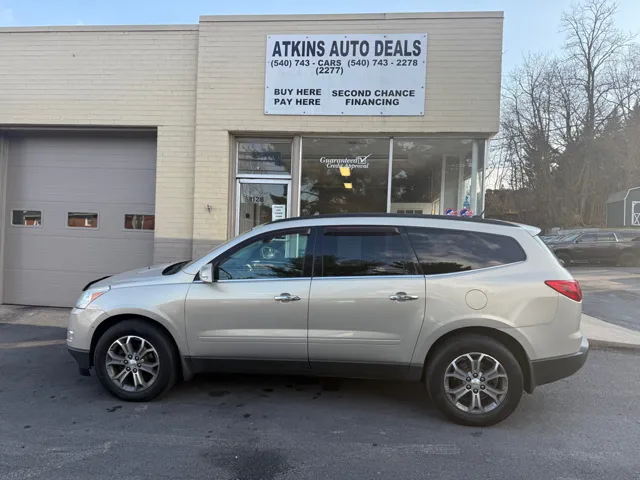 2011 Chevrolet Traverse 1LT's photo