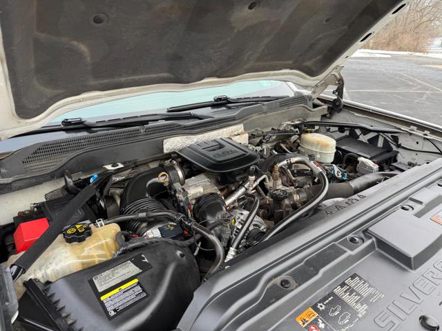2015 Chevrolet Silverado 2500HD Work Truck Crew Cab 4WD