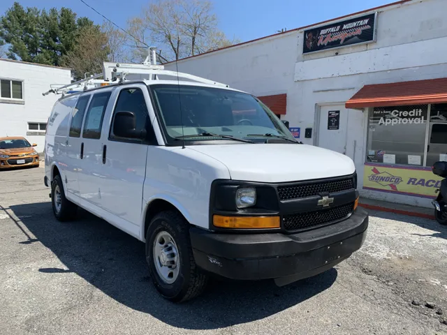 2016 Chevrolet Express 2500 Work Van HD's photo