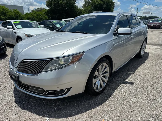 2013 Lincoln MKS FWD's photo