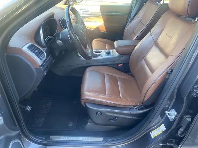 2020 Jeep Grand Cherokee Summit - Photo 13