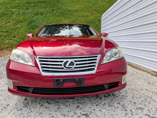 2010 Lexus ES 350 photo 3