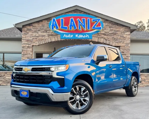 2022 Chevrolet Silverado LT's photo