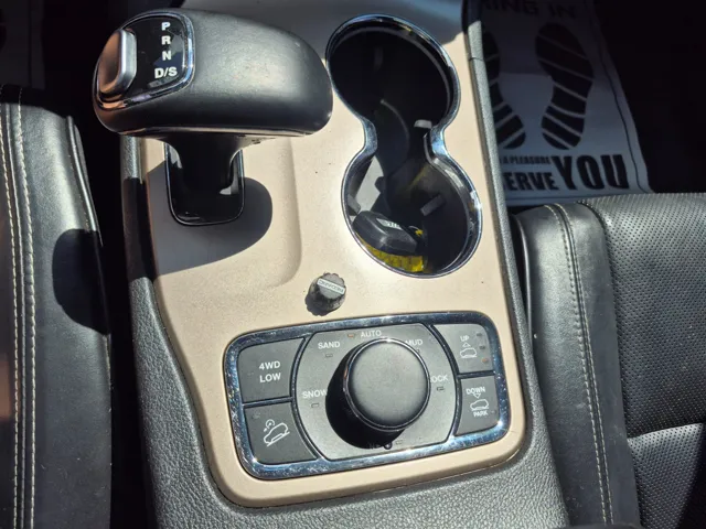 2015 Jeep Grand Cherokee Overland - Photo 14
