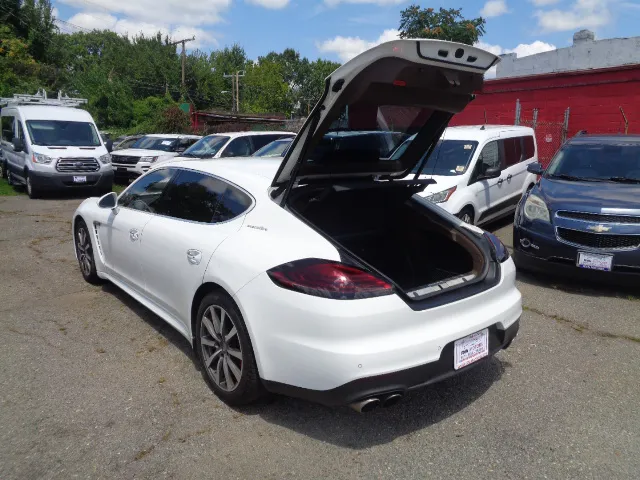 2015 Porsche Panamera S - Photo 69