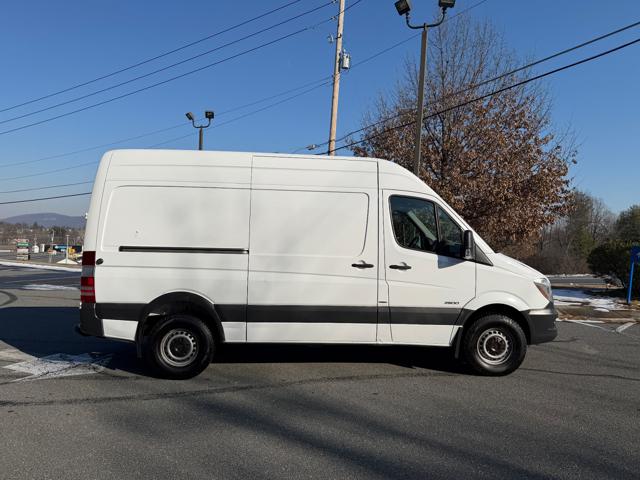 2014 Mercedes-Benz Sprinter 2500 High Roof 144-in. WB