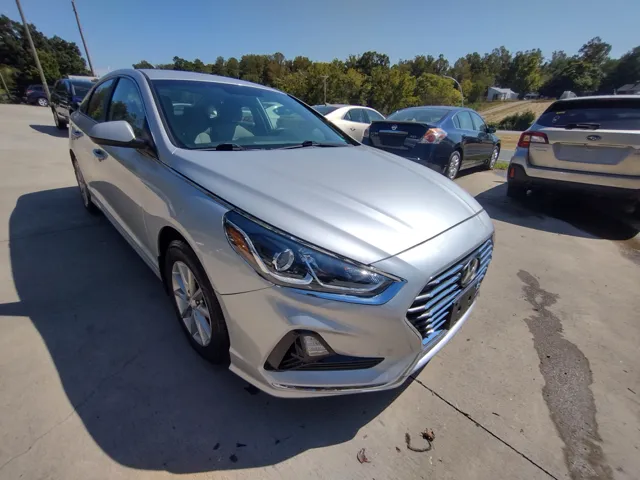 2018 Hyundai Sonata SE's photo