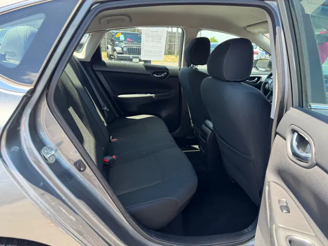 2019 Nissan Sentra S - Photo 20