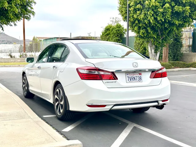 2017 Honda Accord EX - Photo 15