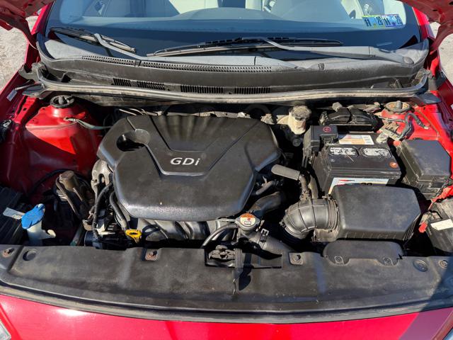 2013 Hyundai Accent GLS 4-Door