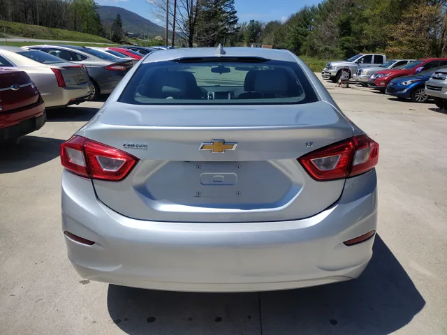 2018 Chevrolet Cruze LT - Photo 6