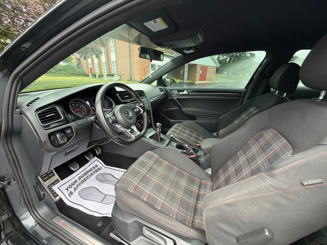 2015 Volkswagen GTI S 6M 2-Door