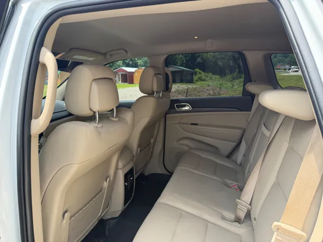 2022 Jeep Grand Cherokee WK Laredo E - Photo 6
