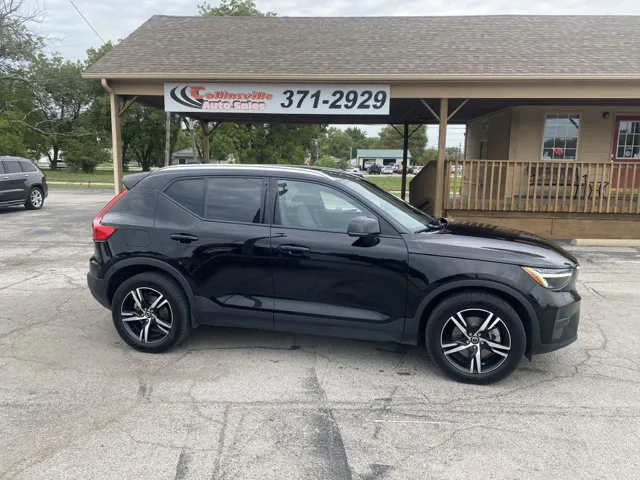 2023 Volvo XC40