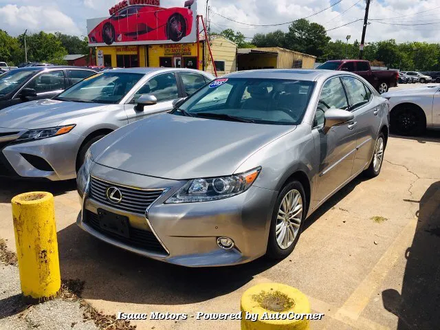 2015 Lexus ES 350's photo