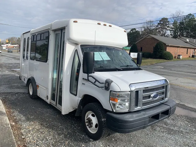 2012 Ford Econoline E350's photo