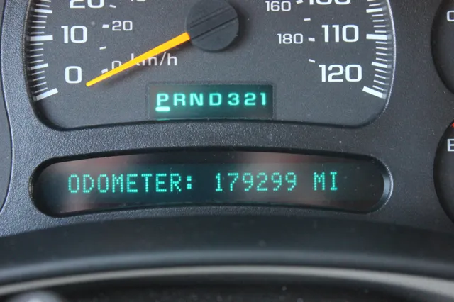 2005 GMC Sierra 2500HD - Photo 32