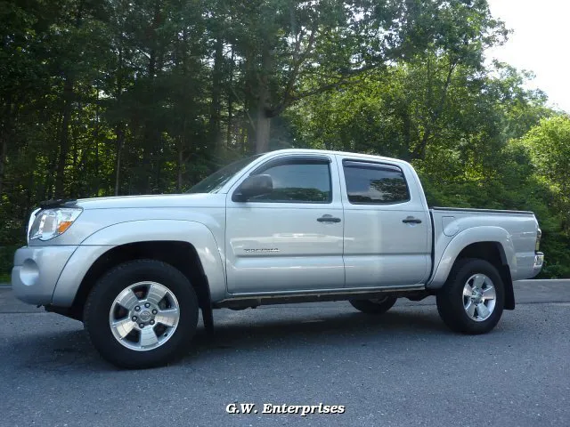 2005 Toyota Tacoma PreRunner's photo
