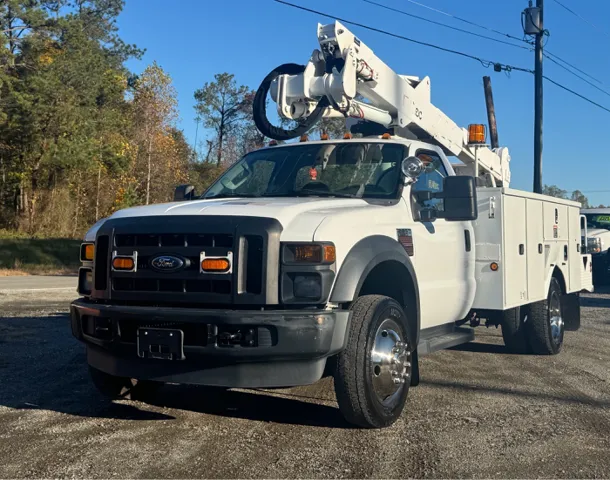 2010 Ford F-550's photo