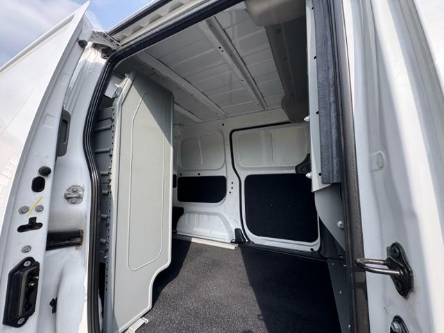 2017 Nissan NV200