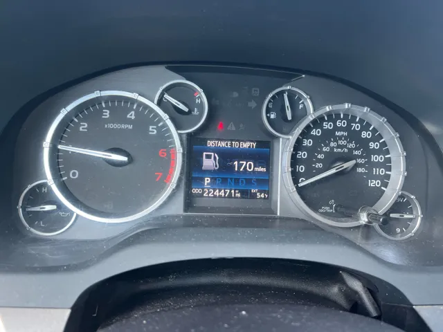 2017 Toyota Tundra SR5 - Photo 10