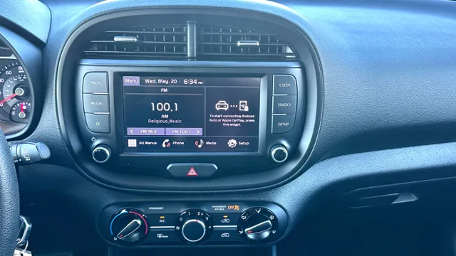 2022 Kia Soul LX - Photo 12