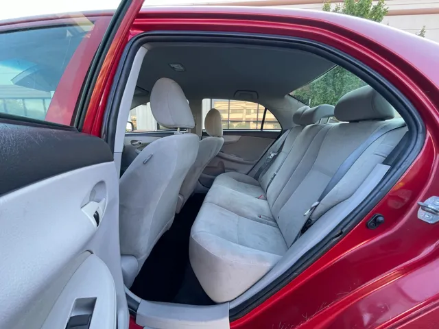 2013 Toyota Corolla L - Photo 20