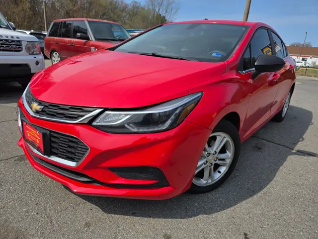 2018 Chevrolet Cruze LT FWD photo