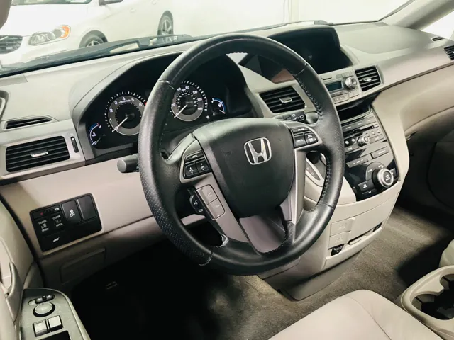 2012 Honda Odyssey EX-L photo 11