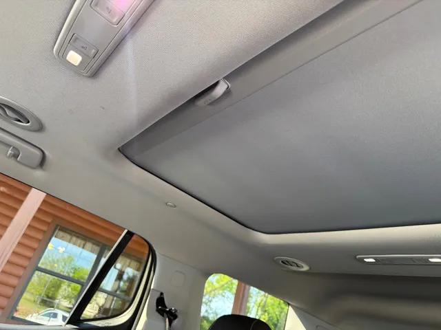 2022 GMC Acadia SLE - Photo 16