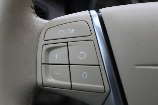 2012 Volvo XC60 photo 14
