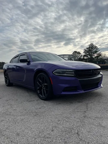 2019 Dodge Charger SXT's photo