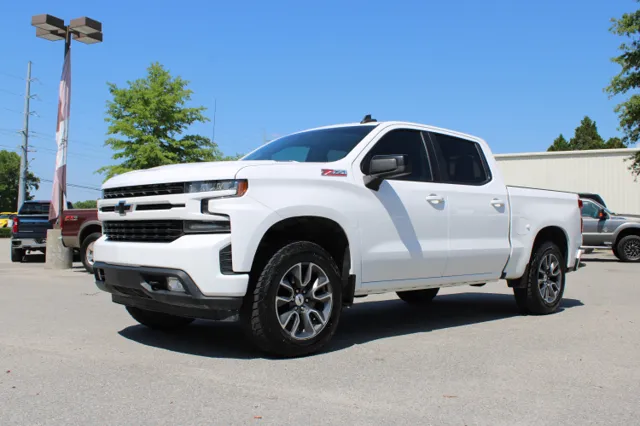 2021 Chevrolet Silverado 1500 RST 4X4 Crew Cab Short Box's photo