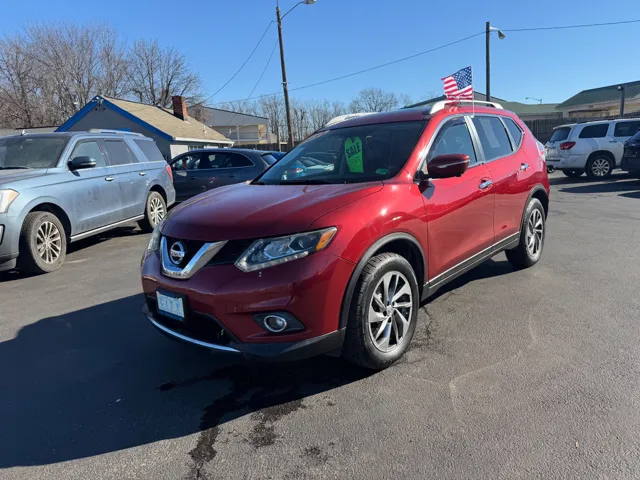 2014 Nissan Rogue SL's photo