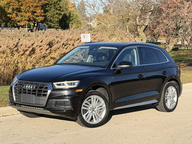 2018 Audi Q5 Premium Plus's photo