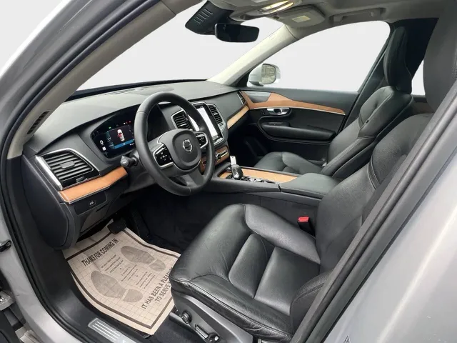 2023 Volvo XC90 Plus - Photo 9