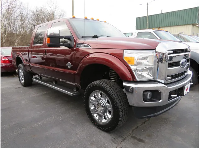 2015 Ford F-250 Super Duty Lariat's photo