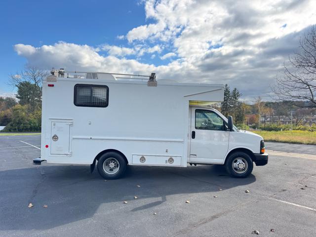 2009 Chevrolet G30 Hi-Cube 