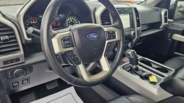2019 Ford F-150 XLT - Photo 16