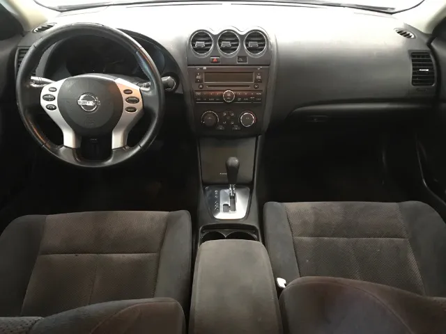 2009 Nissan Altima S - Photo 7