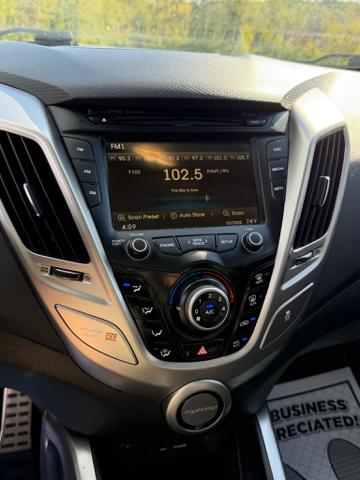 2012 Hyundai Veloster Base