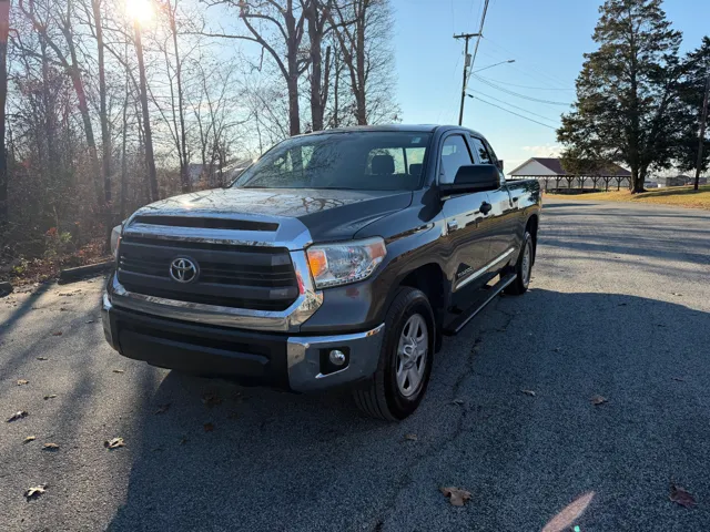 2015 Toyota Tundra SR5