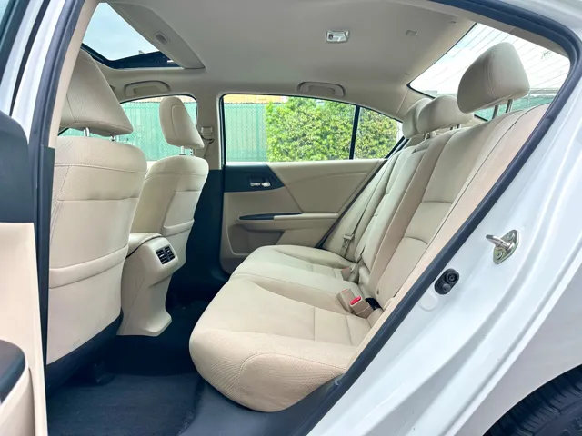 2017 Honda Accord EX - Photo 31