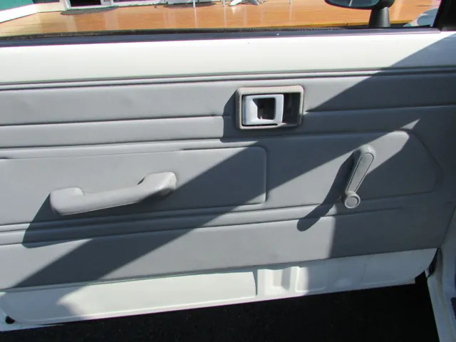 1986 Toyota Pickup - Photo 8