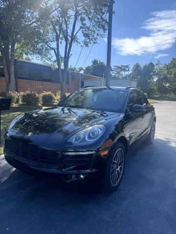 2017 Porsche Macan