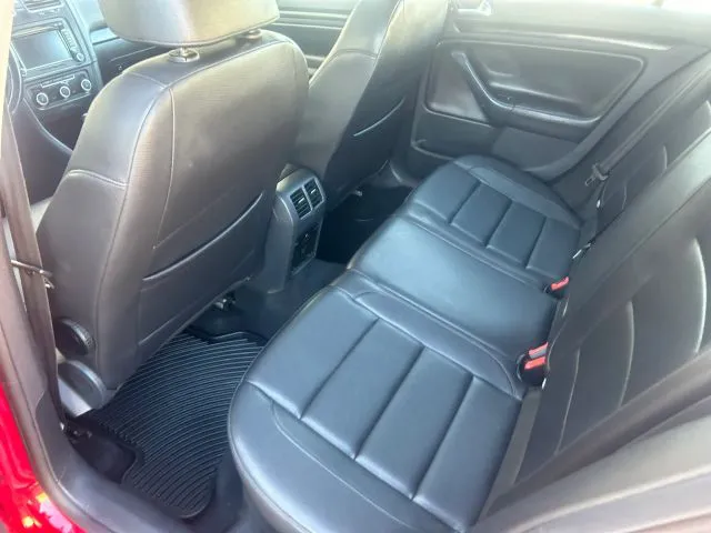 2012 Volkswagen Jetta SportWagen TDI - Photo 17